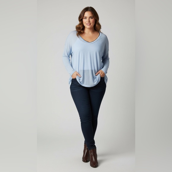 Old navy light blue light sweatshirt - Picture 1 of 5